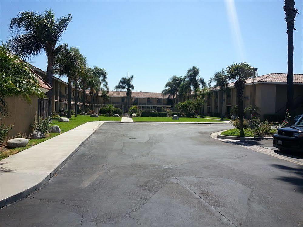 Motel 6 - Anaheim Hills, Ca Εξωτερικό φωτογραφία
