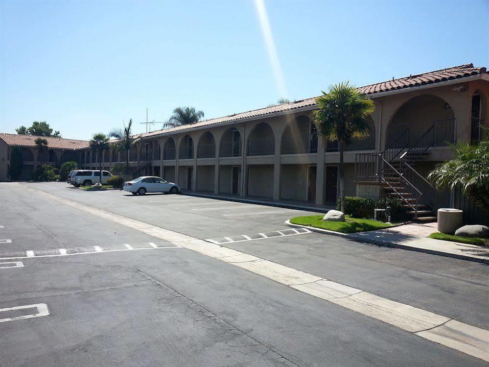 Motel 6 - Anaheim Hills, Ca Εξωτερικό φωτογραφία