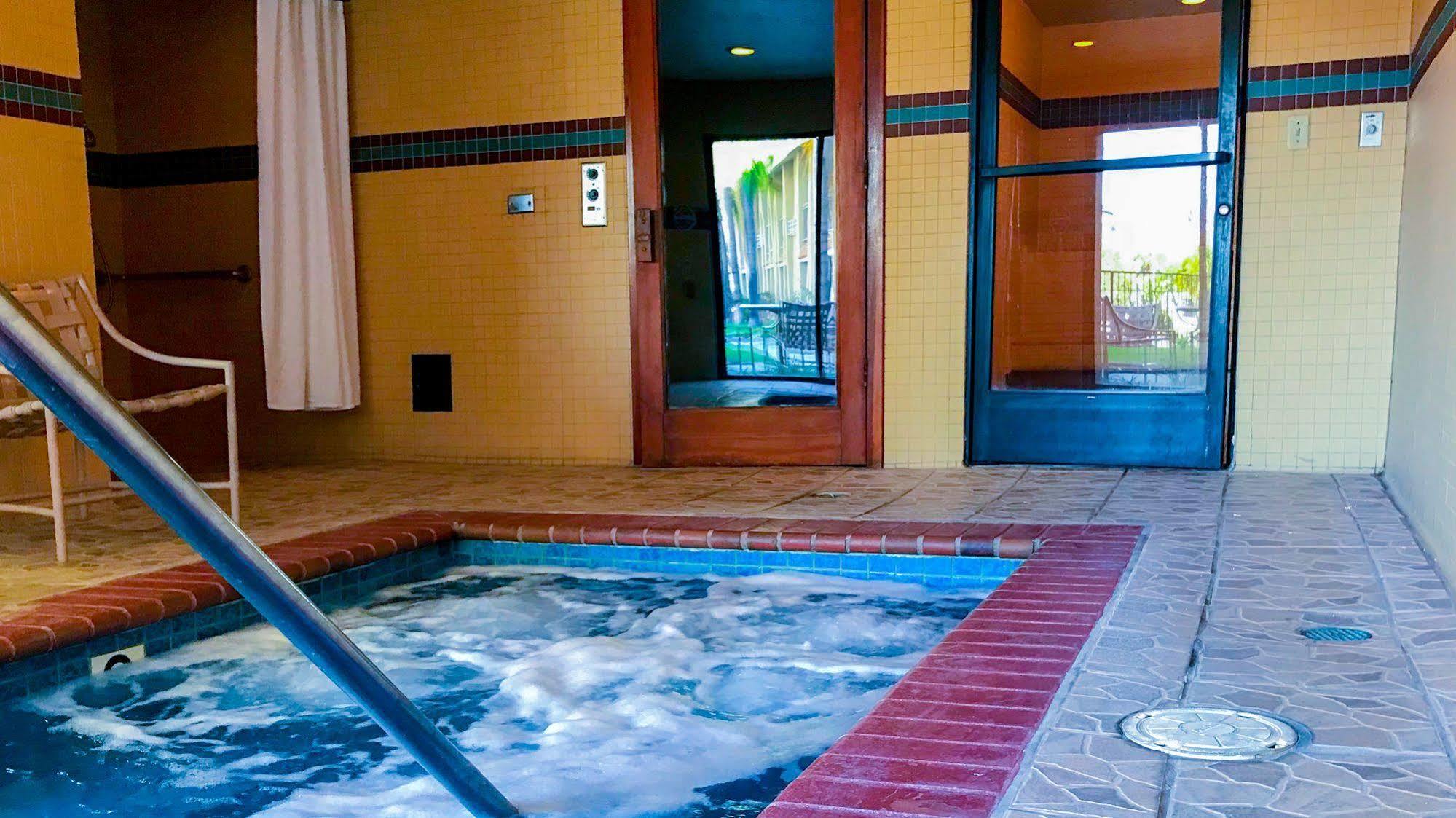 Motel 6 - Anaheim Hills, Ca Εξωτερικό φωτογραφία