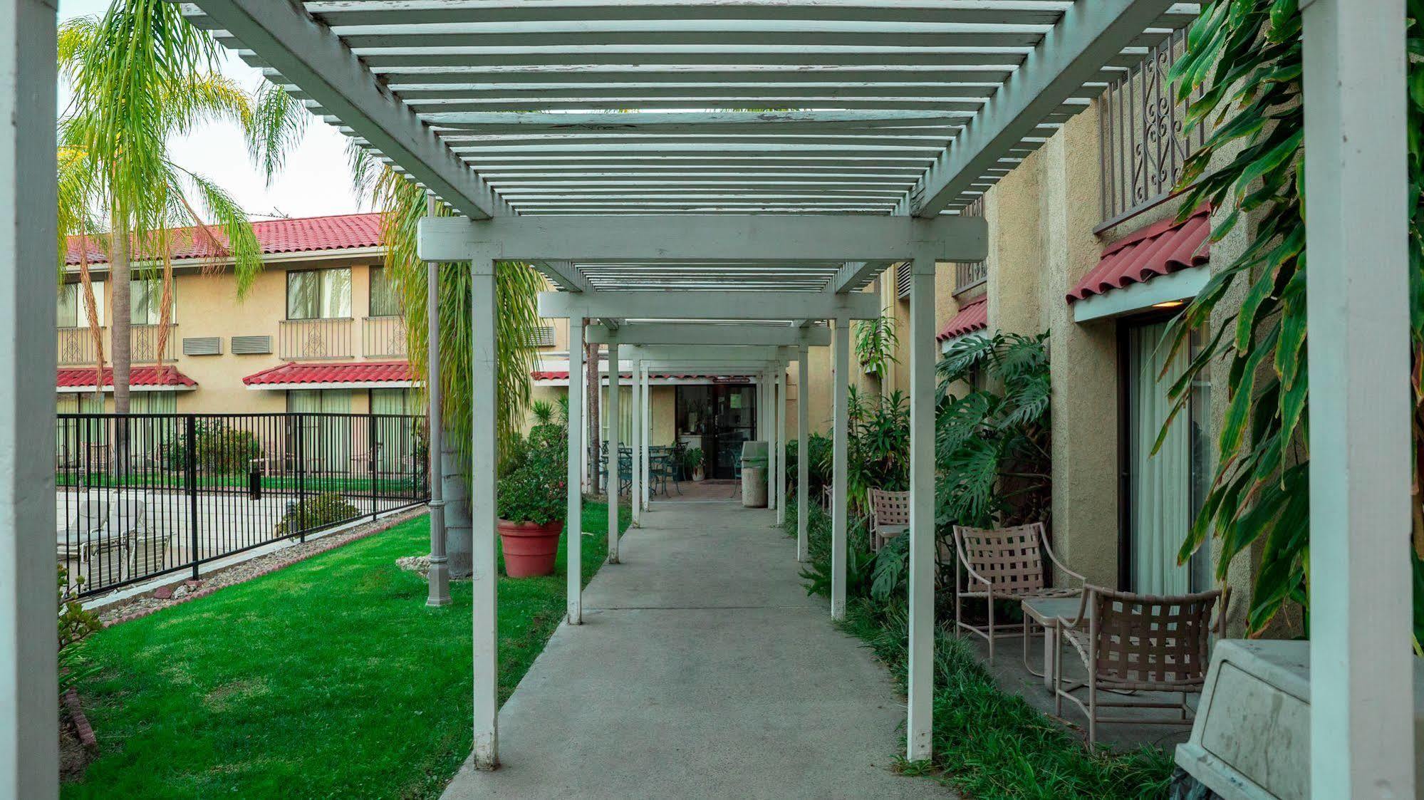 Motel 6 - Anaheim Hills, Ca Εξωτερικό φωτογραφία